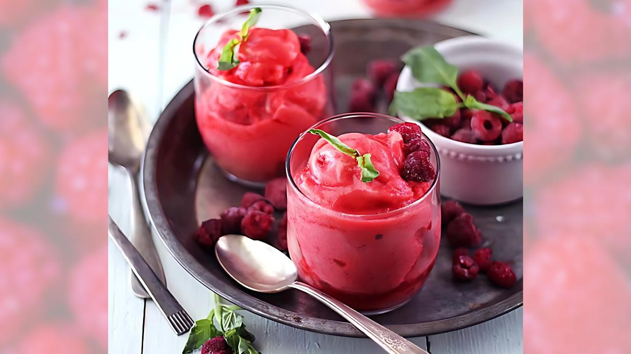 Completed Raspberry Sorbet in a cup